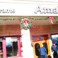 Photo taken at Amalfi Pizzeria and Restaurant by Edd_Love on 12/15/2012