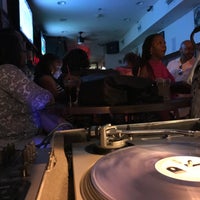 Снимок сделан в Lounge of III пользователем Bobby (DJ Oso Fresh) A. 9/1/2017