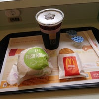 Photo taken at McDonald&amp;#39;s by yucchi j. on 7/14/2013