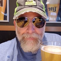 Photo taken at Buffalo Wild Wings by Roger C. A. on 5/6/2021