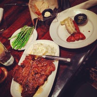Photo taken at LongHorn Steakhouse by Jenna G. on 10/27/2013