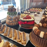 Photo taken at Patisserie Valerie by 🅰️Ⓜ️🅰️ on 8/7/2022