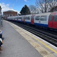 Photo taken at Hounslow East London Underground Station by 🅰️Ⓜ️🅰️ on 4/1/2022