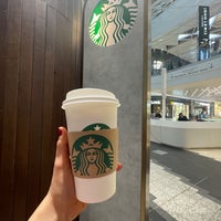 Photo taken at Starbucks by 🅰️Ⓜ️🅰️ on 5/2/2022