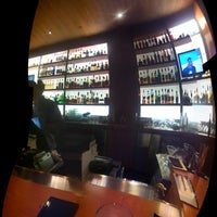 11/10/2012にThierry K.がThe Corner Office Restaurant &amp;amp; Martini Barで撮った写真