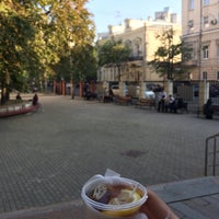 Photo taken at Российская академия музыки им. Гнесиных by viktor on 9/1/2017