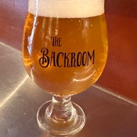 Foto tomada en The BackRoom At Valley Brewers  por Denton B. el 1/8/2023
