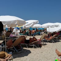 Das Foto wurde bei Areia von Diamantis D. am 7/22/2016 aufgenommen