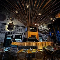 Foto diambil di Bohoo Restaurant &amp;amp; Cafe oleh Shirley C. pada 10/16/2023