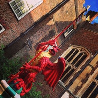 Photo taken at Hampton Court Palace Gardens by G I. on 8/25/2015