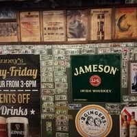 7/15/2021 tarihinde Angela H.ziyaretçi tarafından McKinney&amp;#39;s Irish Pub'de çekilen fotoğraf