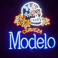 Das Foto wurde bei El Guapo&amp;#39;s Tequila + Tacos von Angela H. am 2/4/2021 aufgenommen