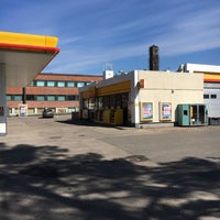 Photo taken at Shell by Jussi S. on 5/14/2017