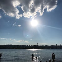 Photo taken at Пляж на Березняках by Роман Я. on 7/18/2020