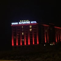 Photo taken at Grand Altuntaş Hotel by ERDAL on 12/18/2021