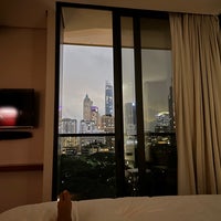 Photo taken at Hotel Indigo Bangkok Wireless Road by KH 💍 on 9/26/2023