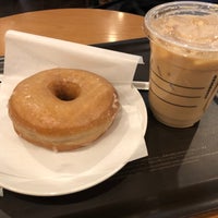 Photo taken at Starbucks by かのえ on 2/3/2021