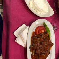 Das Foto wurde bei Kazan Restaurant Konyaaltı von Utku A. am 9/28/2019 aufgenommen