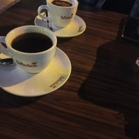 Foto tirada no(a) Coffeebana por Asi🦅🦅 em 10/6/2022