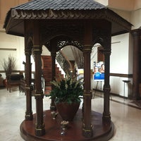 Photo taken at Taman Sari Royal Heritage Spa by Lulu on 7/29/2016