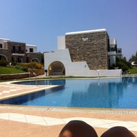 Foto tomada en Naxos Palace Hotel  por 🎀 Manthia 🎀 el 7/19/2014