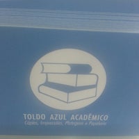 Photo taken at Toldo Azul Acadêmico by Helaine V. on 5/8/2014