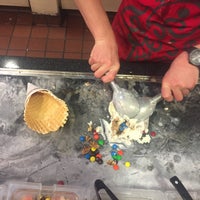 Photo taken at Cold Stone Creamery by Auro Z. on 5/18/2019