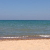 Loyola Beach Rogers Park 1230 W Greenleaf Ave Photo Taken At Loyola Beach By King A On 7 14 2017