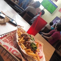 Foto diambil di Smashburger oleh Kikii Estrada C. pada 10/7/2015