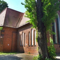 Photo taken at Pfarrkirche Weißensee by Treptower on 6/9/2013