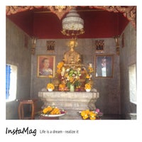 Photo taken at Somdet Phra Bawornrajchao Maha Sura Singhanat Monument by Poobpup P. on 4/19/2014