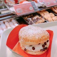 Photo taken at Mister Donut by BB@北京 on 7/10/2019