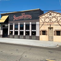 Foto tirada no(a) Sutter Buttes Brewing por James G. em 9/21/2019