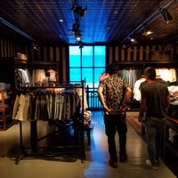 Hollister 都筑区 1つのtip