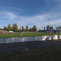 Foto tomada en Husky Soccer Field  por Kurtis E. el 10/14/2022