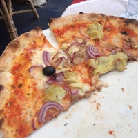 รูปภาพถ่ายที่ Raffaello โดย Helenilde S. เมื่อ 6/3/2017