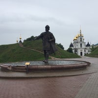 Photo taken at Памятник Юрию Долгорукому by Alexandrina on 7/10/2019