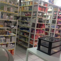 Photo prise au Farmacia Super Ahorro Hdez de Chihuahua par Peke V. le12/21/2012