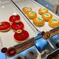 Photo taken at Krispy Kreme by Ronamedo N. on 2/11/2024
