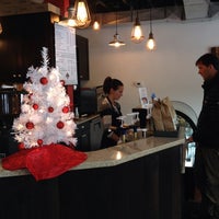 12/14/2013 tarihinde Shannon L.ziyaretçi tarafından Paddlewheel  Coffee &amp;amp; Tea Co.'de çekilen fotoğraf