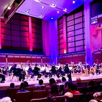 Foto tirada no(a) Meymandi Concert Hall por Lee T. em 4/6/2024