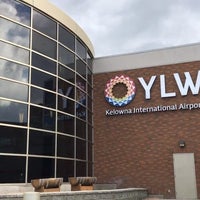 Foto tirada no(a) Kelowna International Airport (YLW) por Michael W. em 6/22/2020