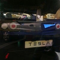 Photo taken at Tesla Paris by Sahajesh on 9/18/2012