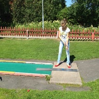 Photo taken at Puotilan Minigolf Itäkeskus by Ira I. on 6/28/2013