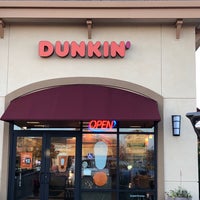 Photo taken at Dunkin&amp;#39; by Franz H. on 12/11/2018