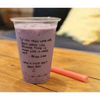 Foto diambil di Brew Box Bubble Tea oleh Erickson P. pada 8/7/2013