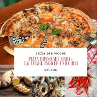 Foto tomada en Pizzazza  por Pizzazza el 6/1/2021