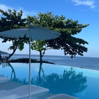 Photo taken at Kata Rocks Luxury Resort &amp;amp; Residences by 🦅 on 11/19/2023