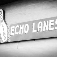Das Foto wurde bei Echo Lanes von Echo Lanes am 10/17/2014 aufgenommen