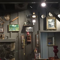 Photo taken at Cracker Barrel Old Country Store by Jason Y. on 2/28/2017
